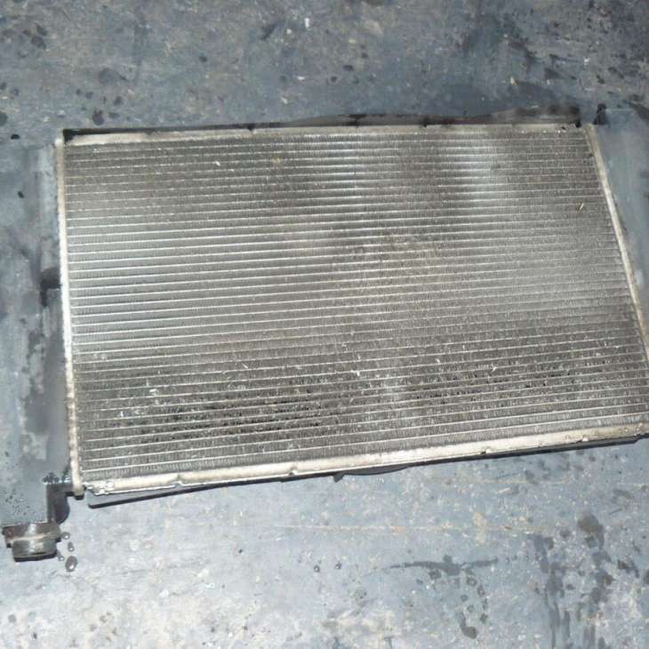 Toyota Corolla Verso 2002r 1.8b Chłodnica Wody
