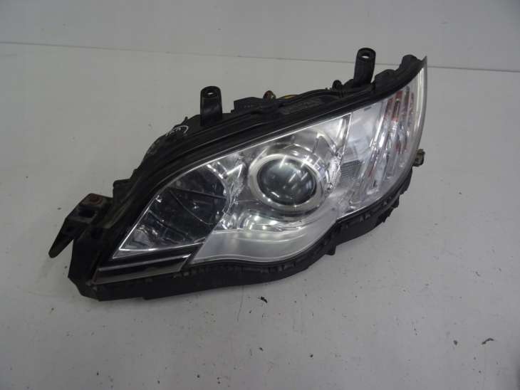 Subaru Legacy Outback Lampa Prawa Xenon 84965ae020