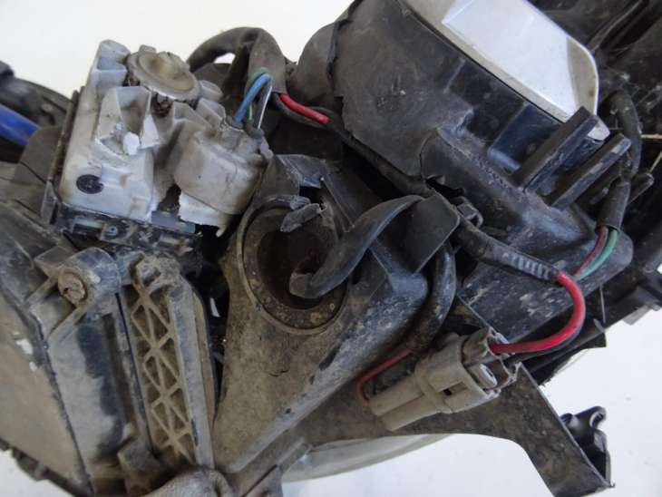 Subaru Legacy V Outback IV Lampa Prawa Xenon Nr.62 - obrazek 4