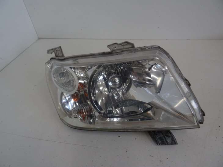 Suzuki Grand VItara II Lampa Lewa Przednia Nr.57