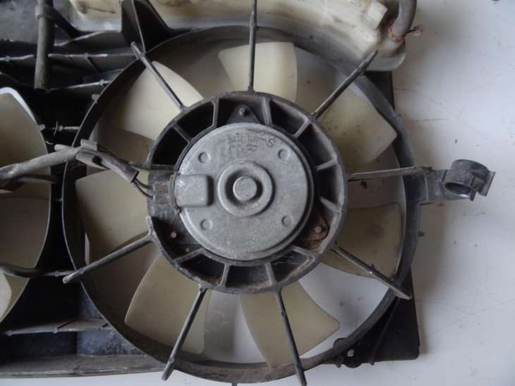Toyota Prius Wentylatory 168000-7250 168000-7421 16363-21040 - obrazek 6