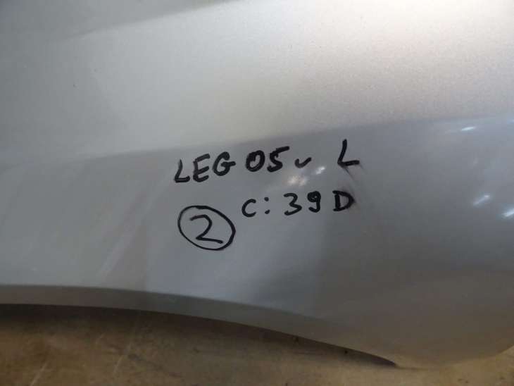 Subaru Legacy IV Błotnik Lewy Przedni 39d Nr.2 - obrazek 4