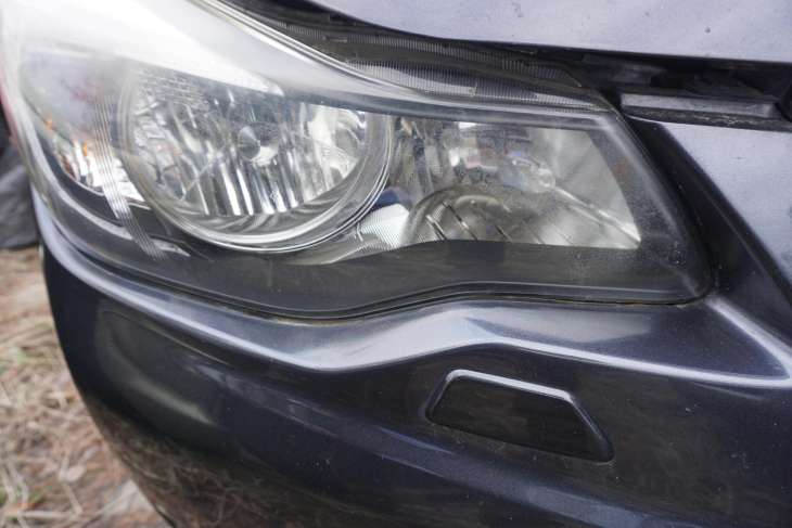 SUBARU XV GP 2011-2017R PRAWA LAMPA XENON 84001FJ120 - obrazek 2