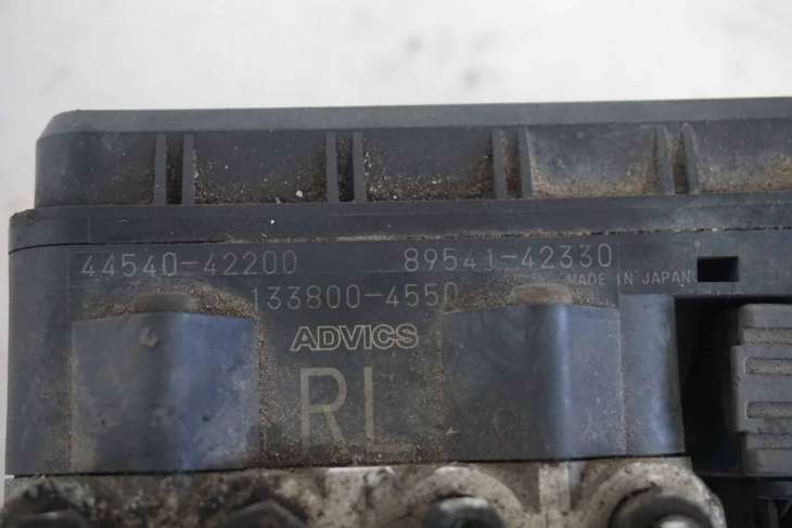 Toyota RAV-4 POMPA HAMULCOWA ABS 44540-42200 - obrazek 3
