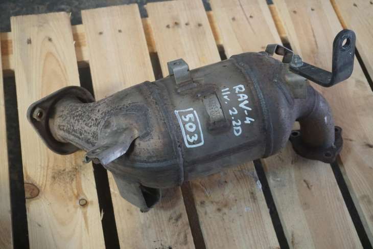 TOYOTA RAV4 RAV-4 III 2.2 D4D Filtr cząstek stałych Katalizator / FAP / DPF 26100 ; 2505126100
