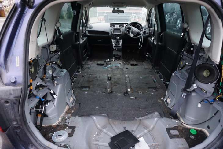 MAZDA 5 II CW 1.6 DIESEL - obrazek 11