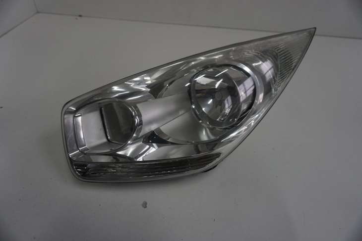 KIA VENGA I LAMPA RZEDNIE LEWE 92101-1P500