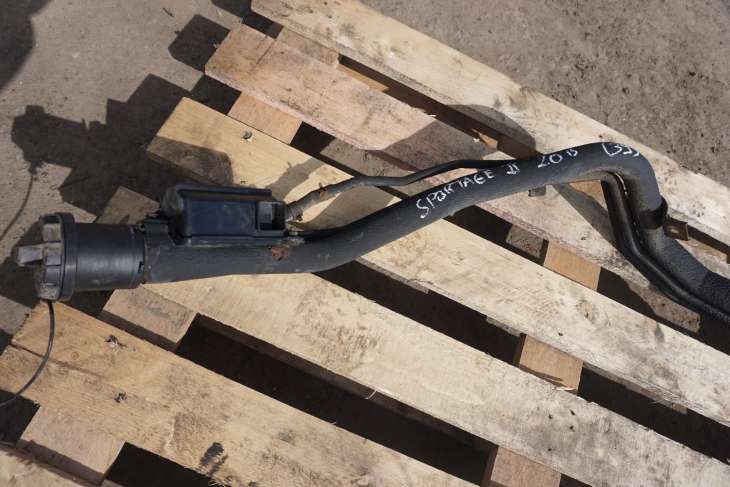 KIA SPORTAGE II 2004-2010r RURA WLEWU PALIWA 2.0 BENZYNA G4GC 310301F250 , 310301F251 - obrazek 9