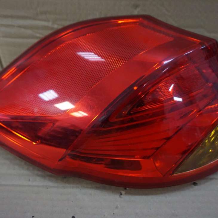 KIA CEED II LEWA TYLNA LAMPA LED 92401A2020 2013r nr.349 / J