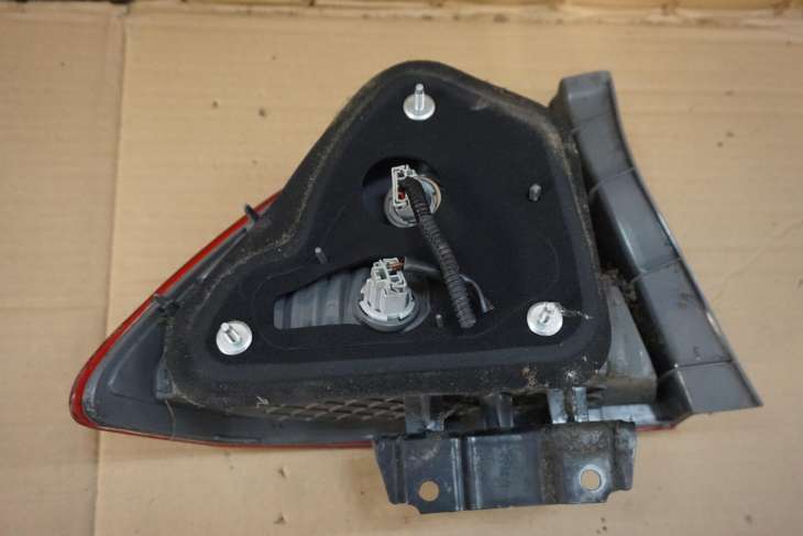 HONDA CIVIC VIII SEDAN PRAWA TYLNA LAMPA 33501SNBG01 2006R nr.305/J - obrazek 5