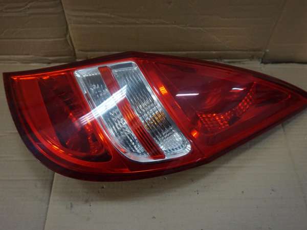 HYUNDAI I30 I FD PRAWA TYLNA LAMPA 924022R000 2007-2012R nr.346 / J