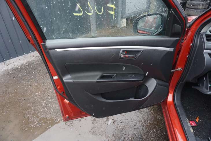 SUZUKI SWIFT IV MK7 1.2BENZYNA - obrazek 15
