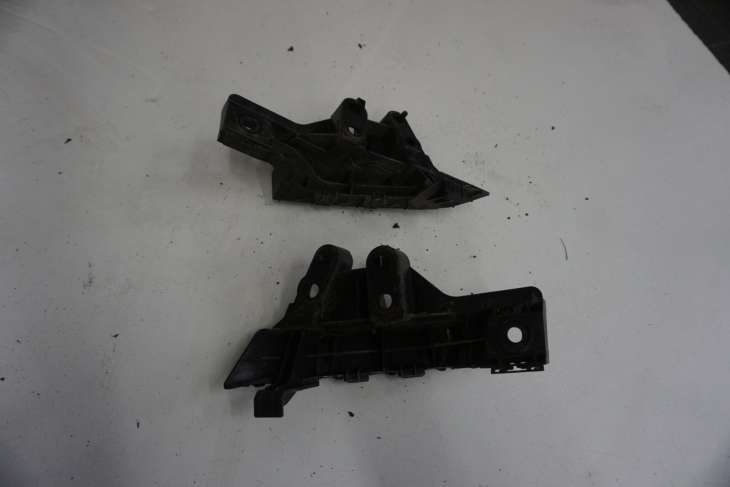 SUBARU LEVORG ŚLIZG ZDERZAKA TYLNEGO 57707VA090 57707VA100 - obrazek 2