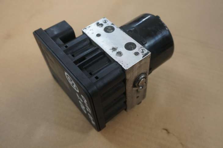 MITSUBISHI OUTLANDER II POMPA HAMULCOWA STEROWNIK ABS 4670A336 2.0DI-D nr.52