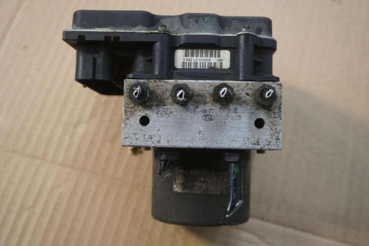 KIA VENGA POMPA HAMULCOWA ABS 58920-1P200 - obrazek 2