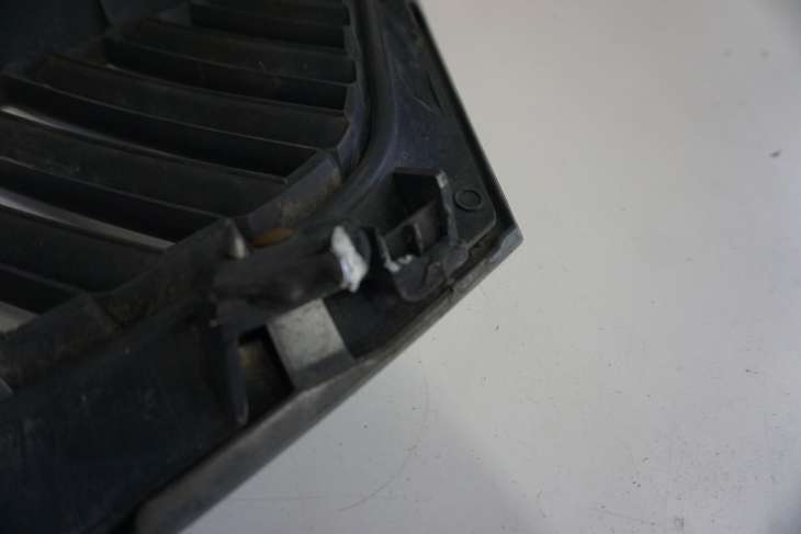 MITSUBISHI OUTLANDER II ATRAPA GRILL 7450A038 7450A037ZZ A31 - obrazek 5