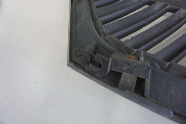 MITSUBISHI OUTLANDER II ATRAPA GRILL 7450A038 7450A037ZZ A31 - obrazek 6