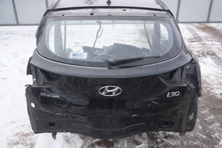 HYUNDAI i30 II GD KLAPA BAGAŻNIKA SZYBA 73700A6000 PAE CZARNY HATCHBACK 2013R