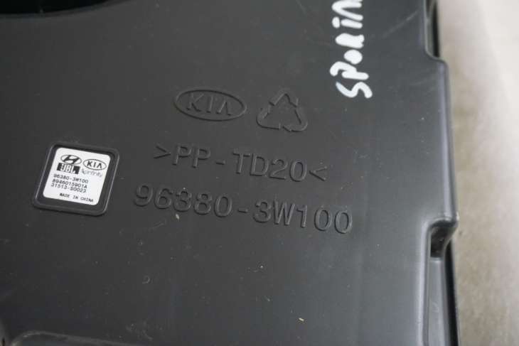 KIA SPORTAGE III GŁOŚNIK JBL 96380-3W100 - obrazek 2