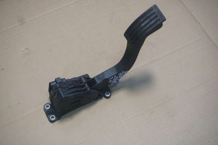 MAZDA 3 I BK PEDAŁ GAZU 4M51-9F836-AH - obrazek 3