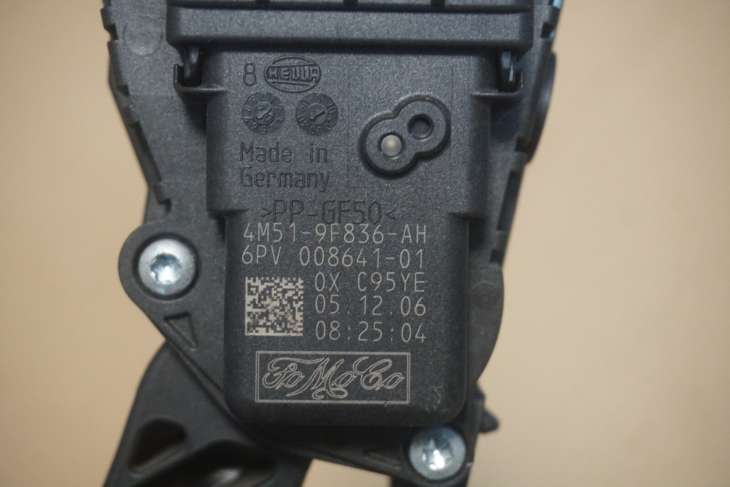 MAZDA 3 I BK PEDAŁ GAZU 4M51-9F836-AH - obrazek 4