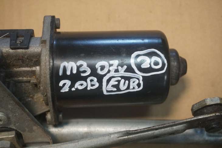 MAZDA 3 I BK MECHANIZM WYCIERACZEK BN8V-6737XA - obrazek 2