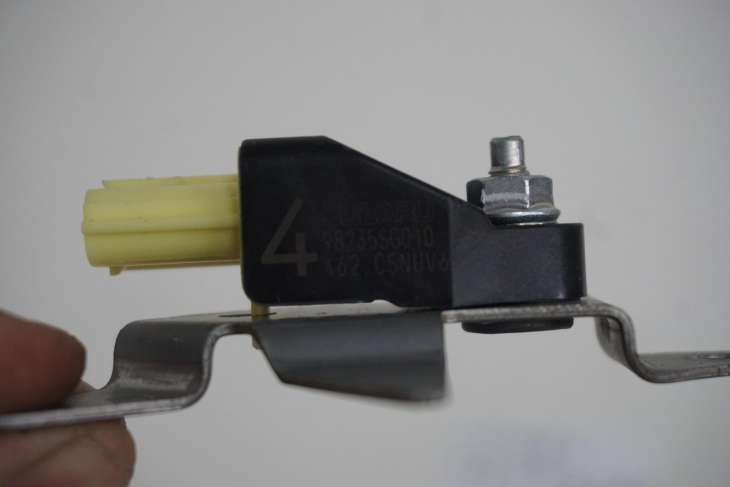 SUBARU LEVORG FORESTER SJ CZUJNIK UDERZENIOWY 98235SG000 98235SG010 98237SG000 98237SG010 - obrazek 6