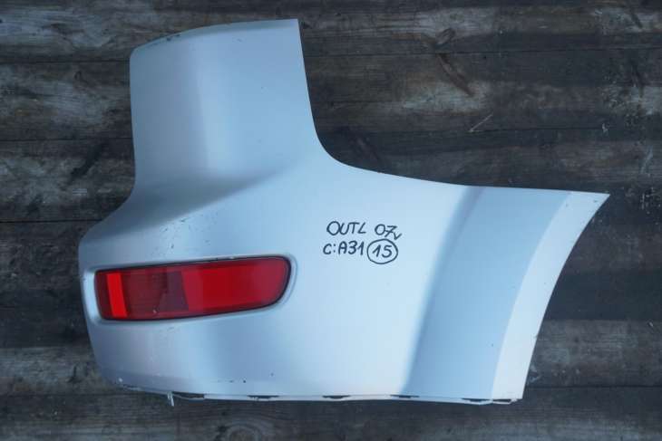 MITSUBISHI OUTLANDER II ZDERZAK TYLNY PRAWY 6410A218 LAMPA PRZECIWMGIELNA A31