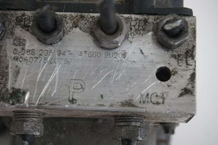 NISSAN NOTE E11 POMPA HAMULCOWA ABS 47660-9U200 476609U200 - obrazek 3