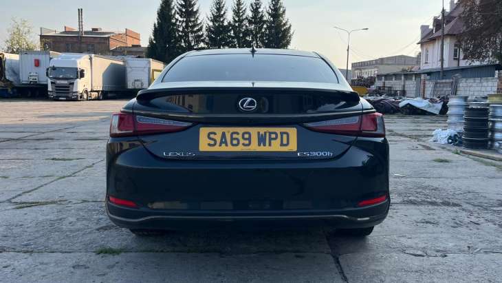 LEXUS ES 300H Z10 - obrazek 8