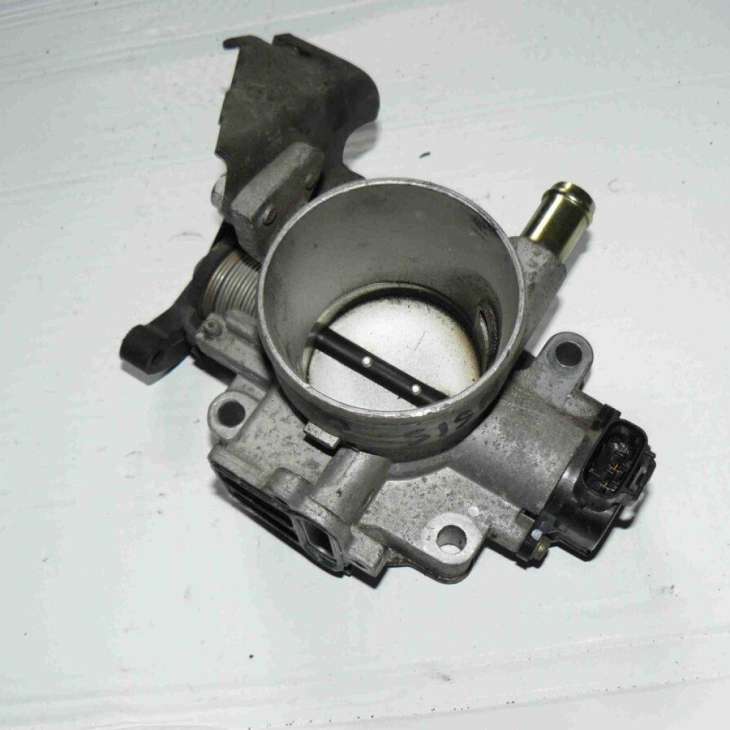 Toyota Avensis 2002r 1.6b Przepustnica 89452-20130 198500-107189452-20130 198500-1071