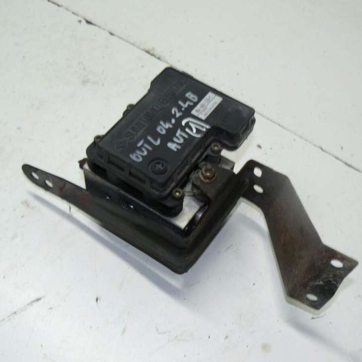 Mitsubishi Outlander 2004r 2.4b Pompa Abs Mb4-4wde-3z04-1