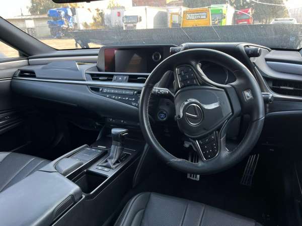LEXUS ES 300H Z10 - obrazek 12