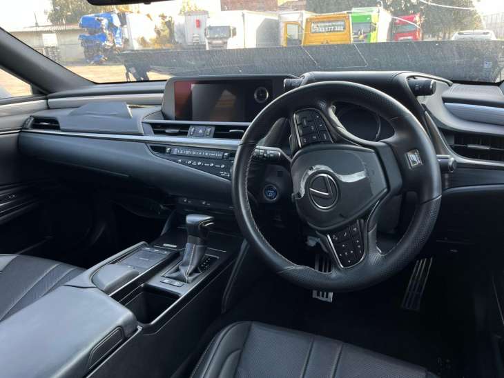 LEXUS ES 300H Z10 - obrazek 12