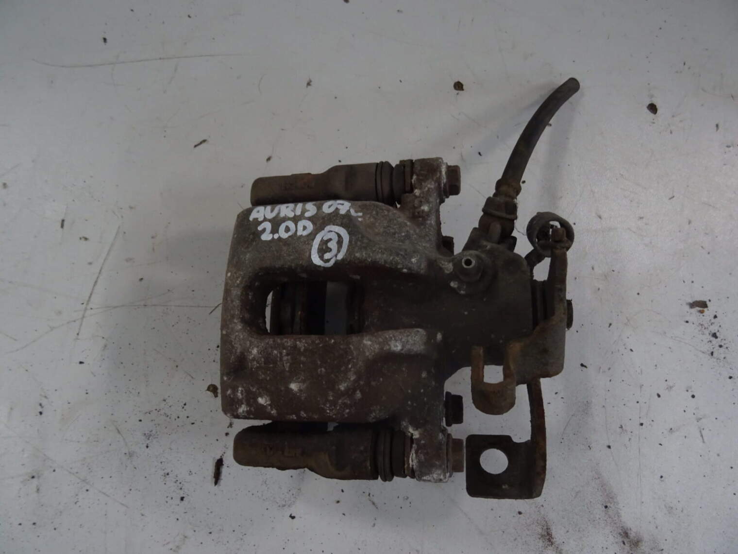 Toyota Auris I Zacisk Hamulcowy Lewy Tylny Nr.3