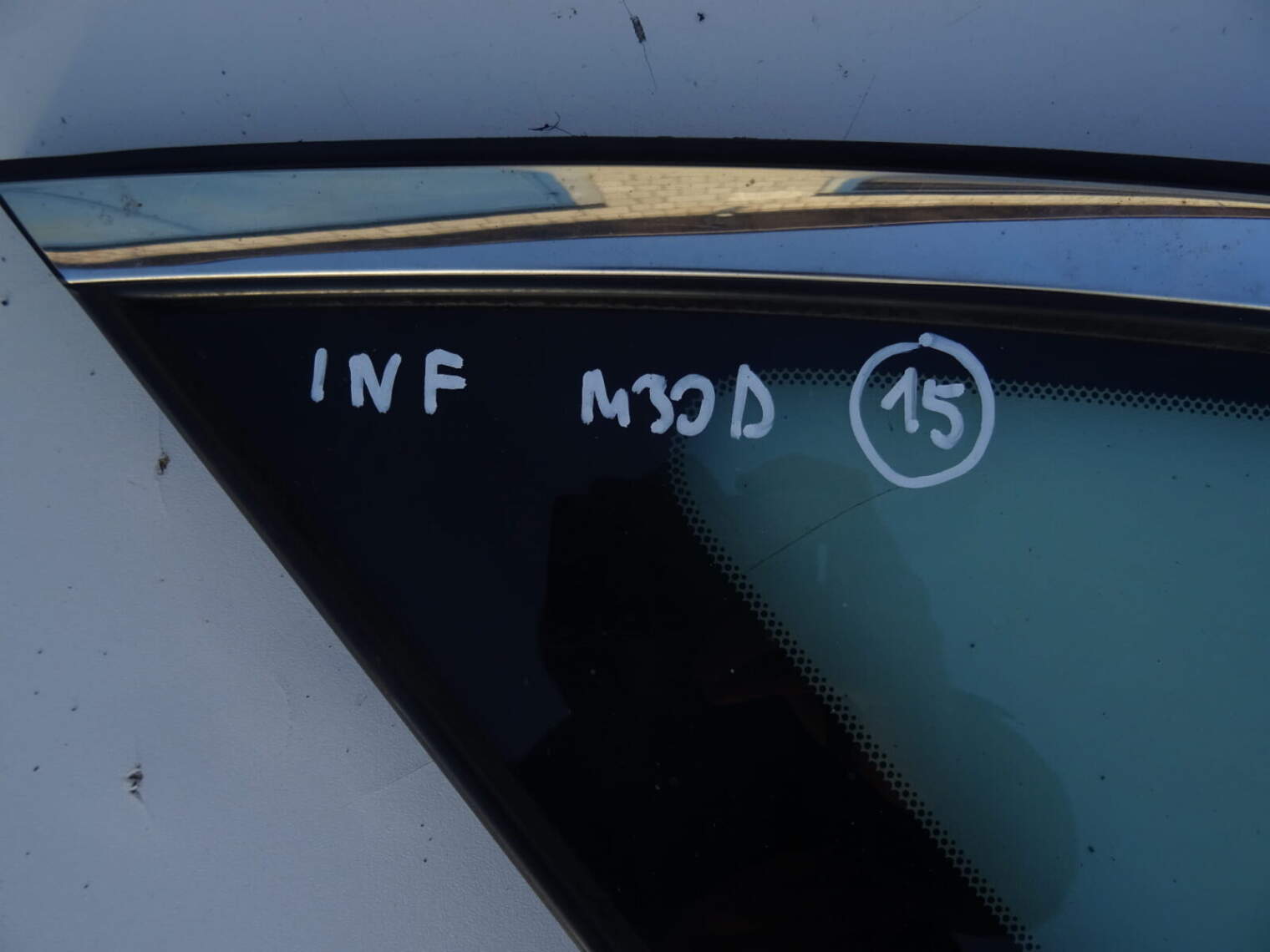 Infiniti M30 M35 M37 Szyba Boczna Karoseryjna Lewa Nr.13 - obrazek 2