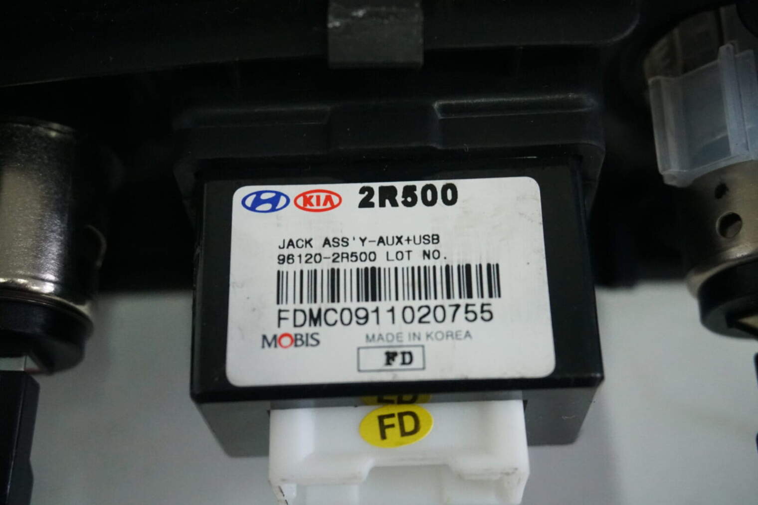 Hyundai I30 Usb 96120-2r500 - obrazek 3