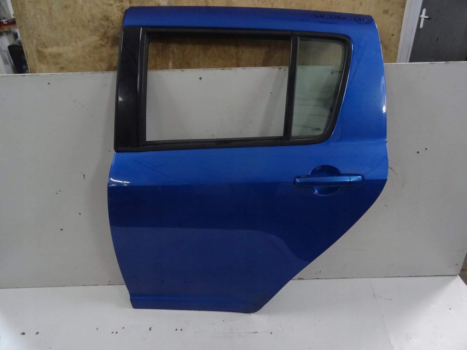 Suzuki Swift Mk6 III Drzwi Lewe Tylne Kołor Zcr 10