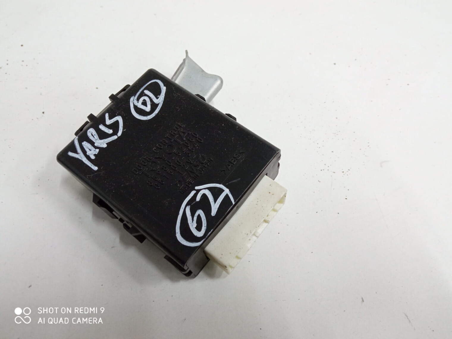 Toyota Yaris I Moduł Sterownik Zamka Drzwi 85980-52080
