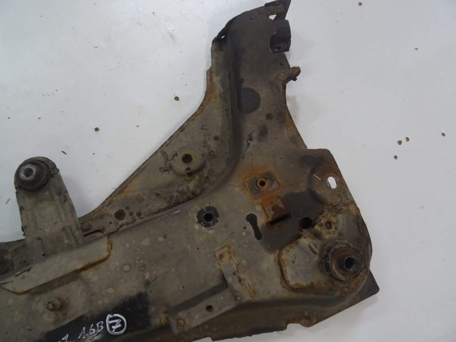 Nissan Note E11 Belka Zawieszenia Przedniego Sanki Wanna - obrazek 3
