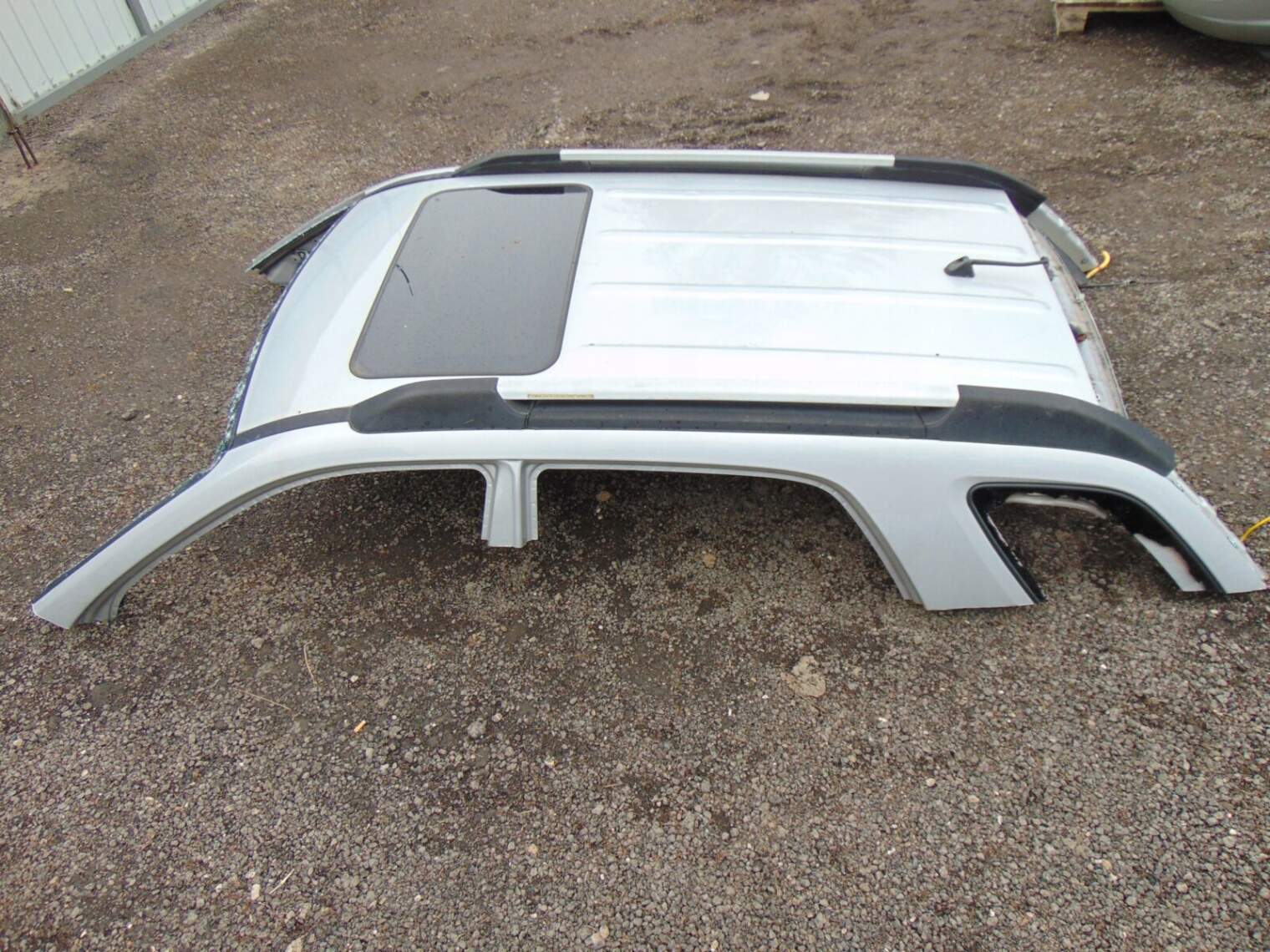 Kia Sportage II Je Dach Szyberdach Relingi S6