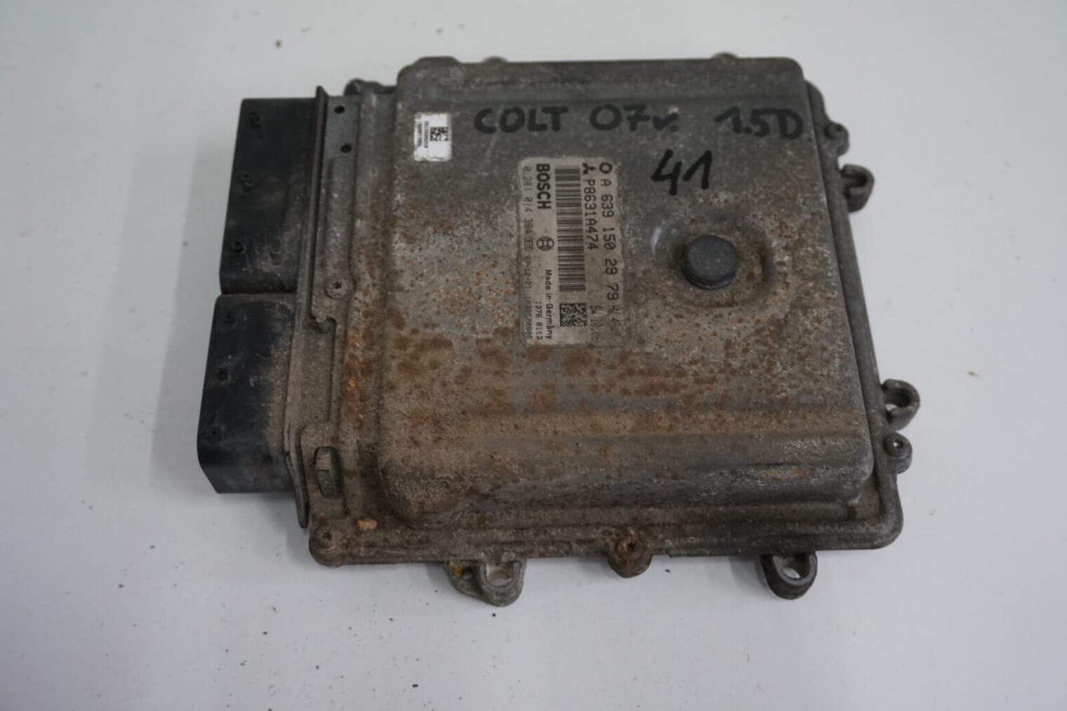 Mitsubishi Colt Sterownik Silnika P8631a474