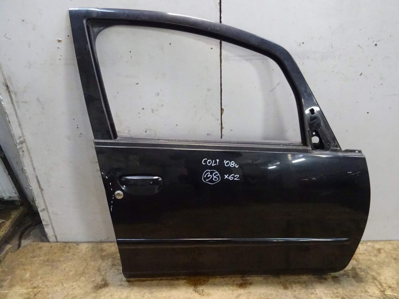 Mitsubishi Colt VI Cz Drzwi Prawe Przednie X19