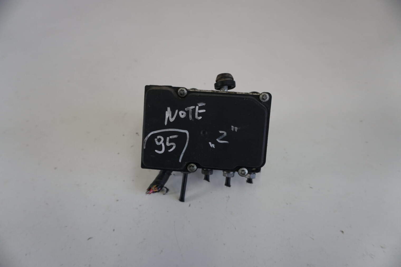 Nissan Note E11 Sterownik Abs 476609u100 Nr.95 476609u100 0265800518 0265231732 47660-9u100