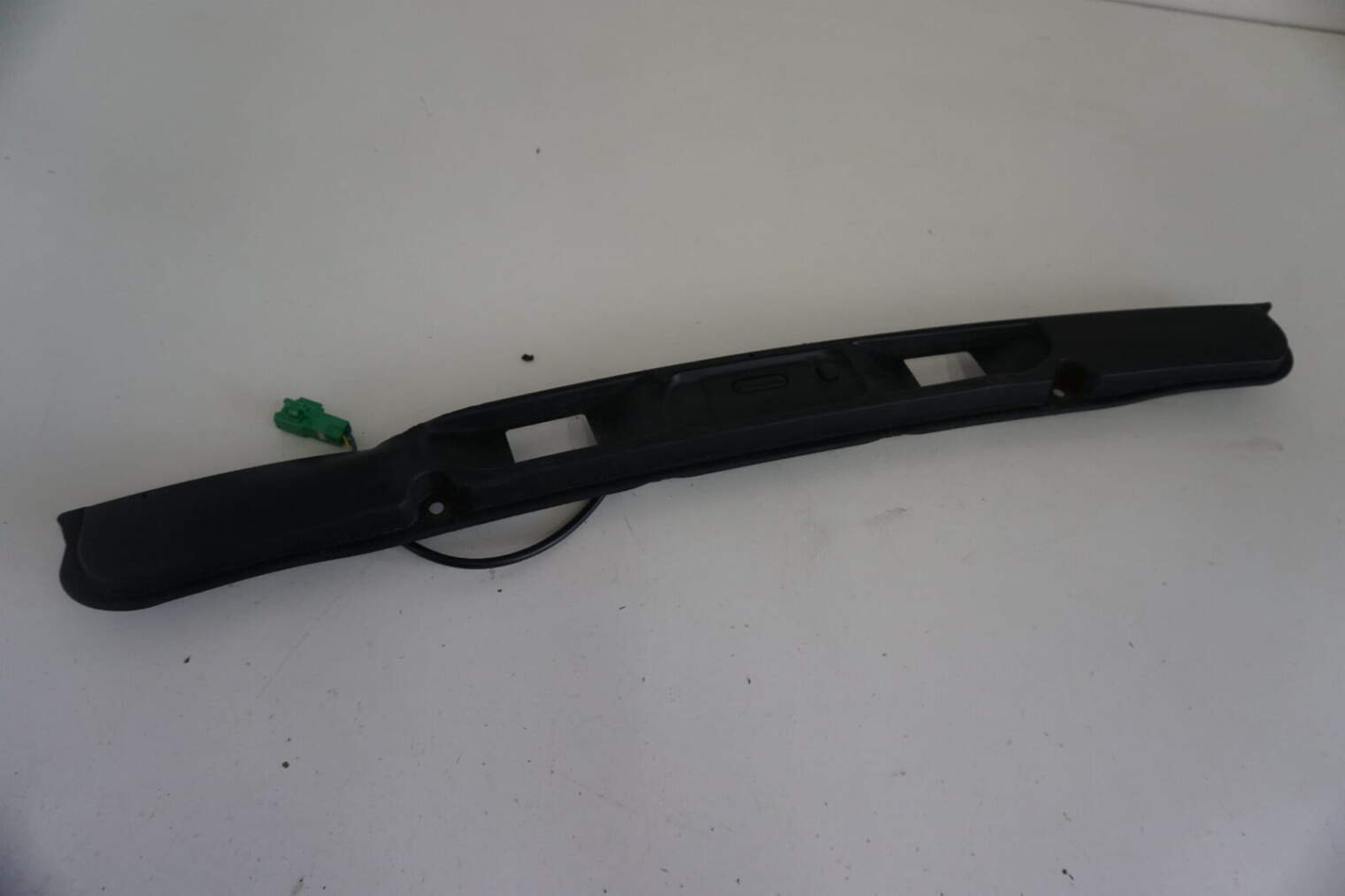 Suzuki Swift Mk7 IV Mikrostyk Guzik Klapy Bagażnika