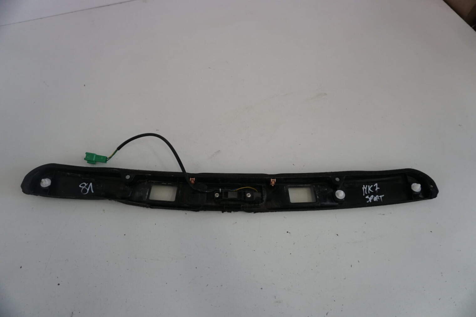 Suzuki Swift Mk7 IV Mikrostyk Guzik Klapy Bagażnika - obrazek 4