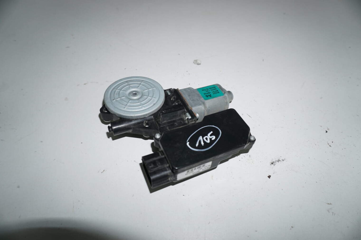 Infiniti Ex Silniczek Szyby 807511bp0a 254081bp2a - obrazek 3