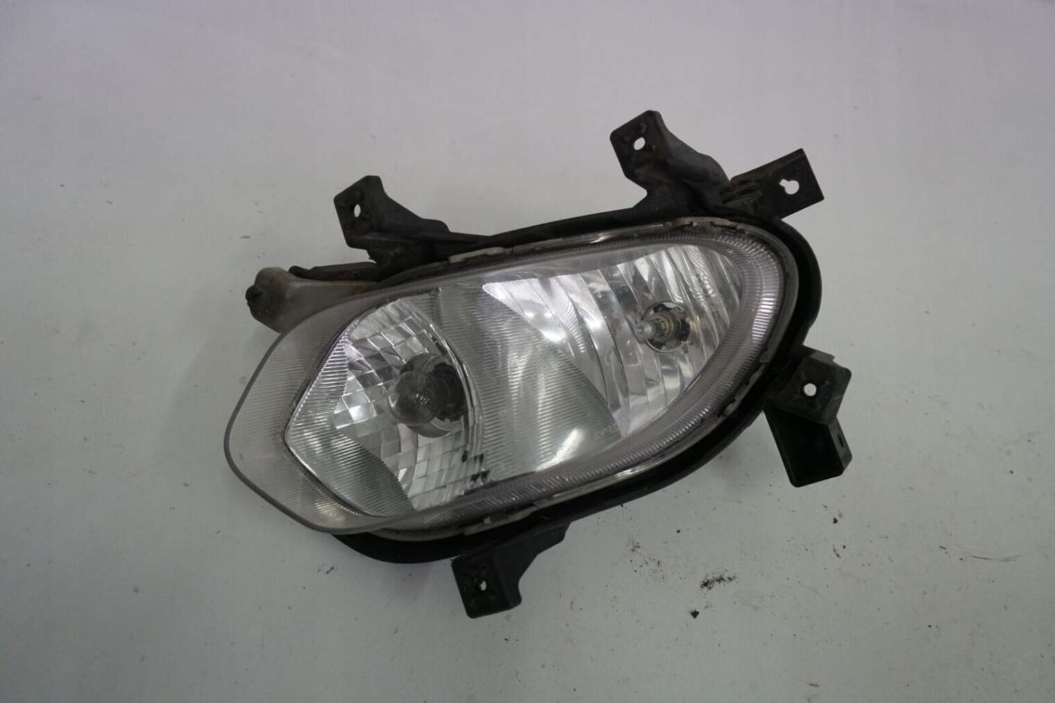 Kia Ceed II Jd Lampa Przeciwmgielna Halogen Prawy