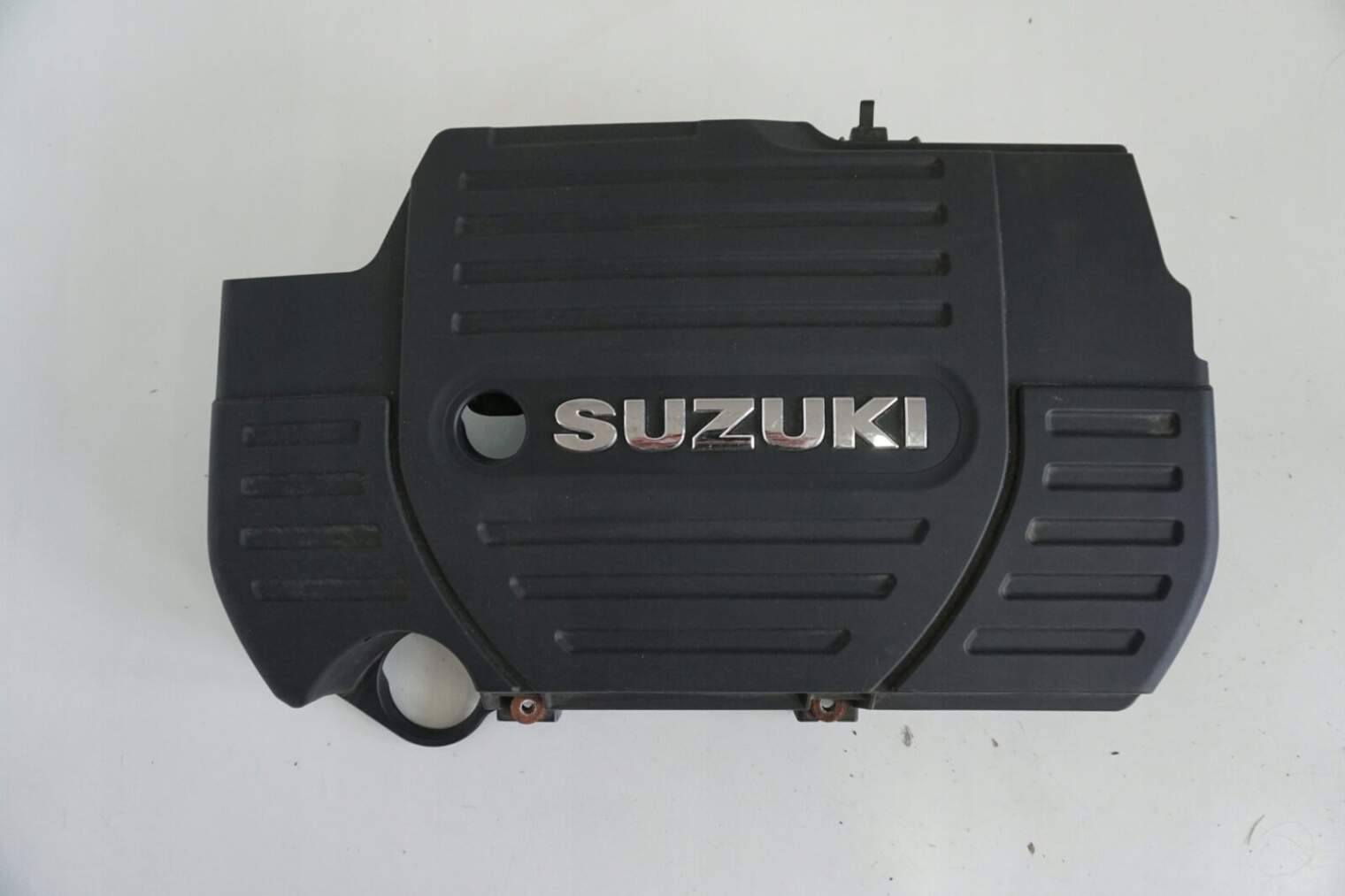 Suzuki Swift Mk7 IV Osłona Pokrywa Silnika 54l-A01