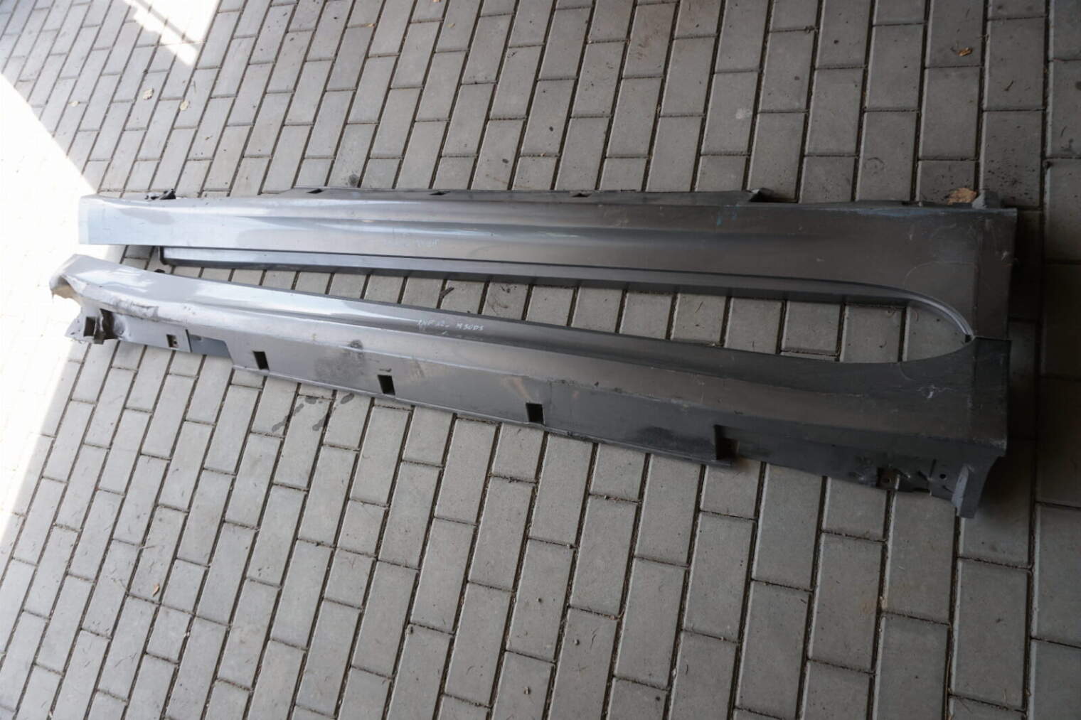 Infiniti M30 Listwy Progowe 768511ma0a 768501ma0a